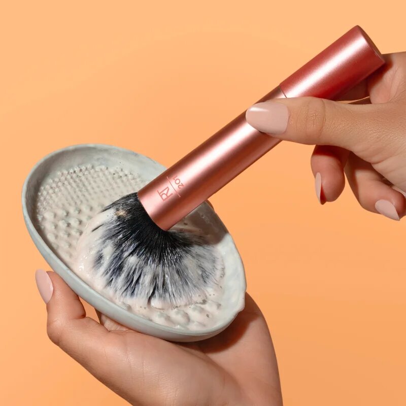Real Techniques Cleanse krtačka za čiščenje čopičev 1 kos