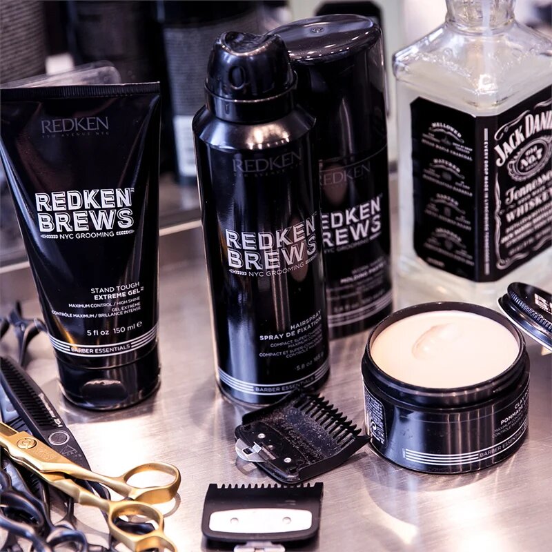 Redken Brews pomada za lase za naraven videz z ilovico 100 ml