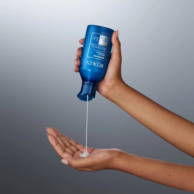Redken Extreme regeneracijski šampon za poškodovane lase 300 ml