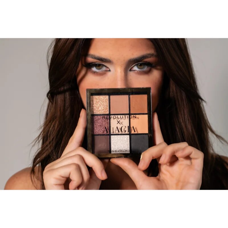 Revolution X Alagia All You Need paleta senčil za oči 1.5 g