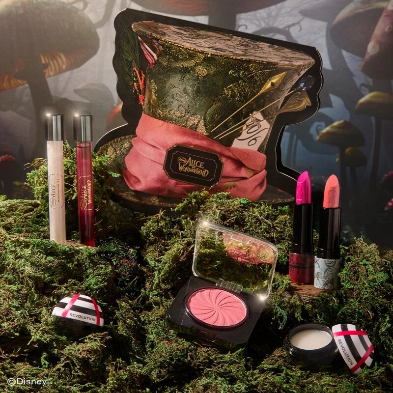 Revolution X Alice in Wonderland set za ustnice odtenek 1 kos