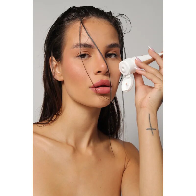 Revuele Sunprotect Tinted Face Cream tonirana zaščitna krema SPF 50+ odtenek Light Tint 50 ml