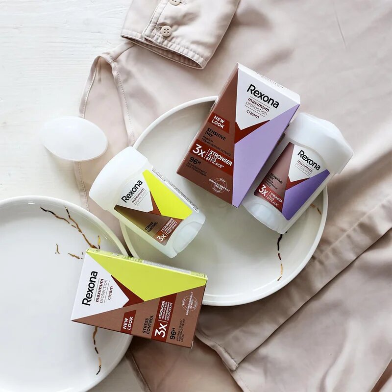 Rexona Maximum Protection Sensitive Dry kremasti antiperspirant proti prekomernemu potenju Sensitive Dry 45 ml