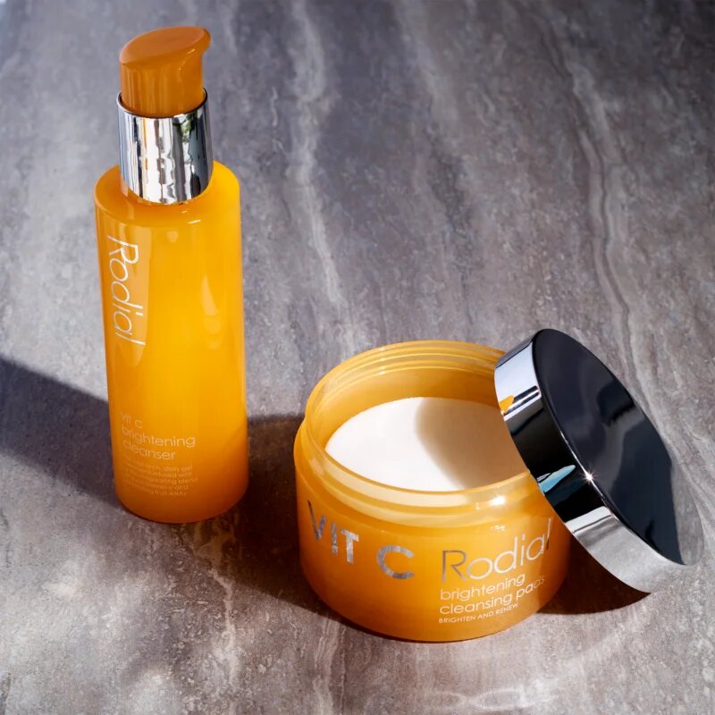 Rodial Vit C Brightening Cleansing Pads čistilne blazinice z vitaminom C 50 kos