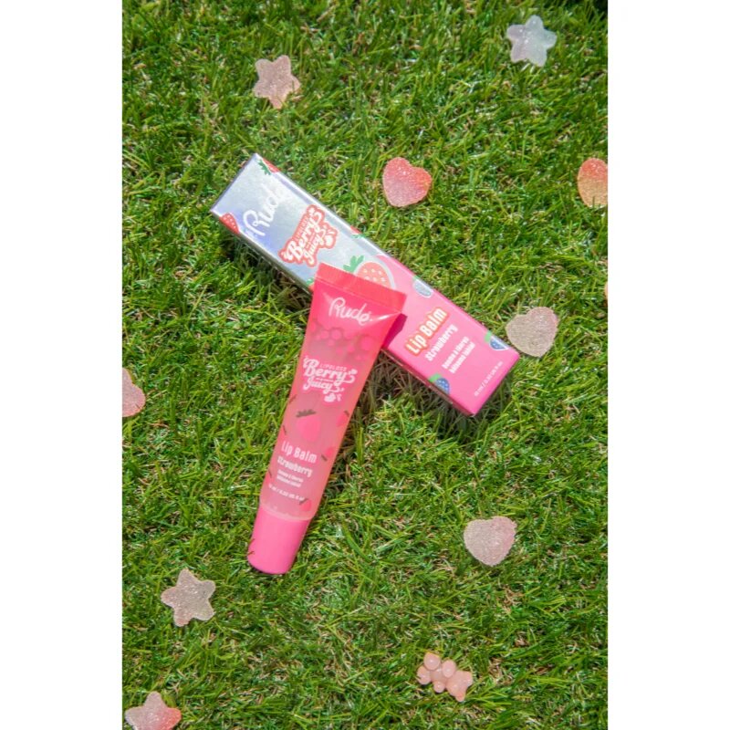 Rude Cosmetics Berry Juicy vlažilni balzam za ustnice odtenek Strawberry 10 ml