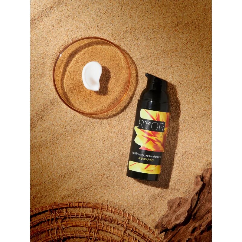 RYOR Argan Oil zapolnjevalec gub za korekcijo kože 50 ml