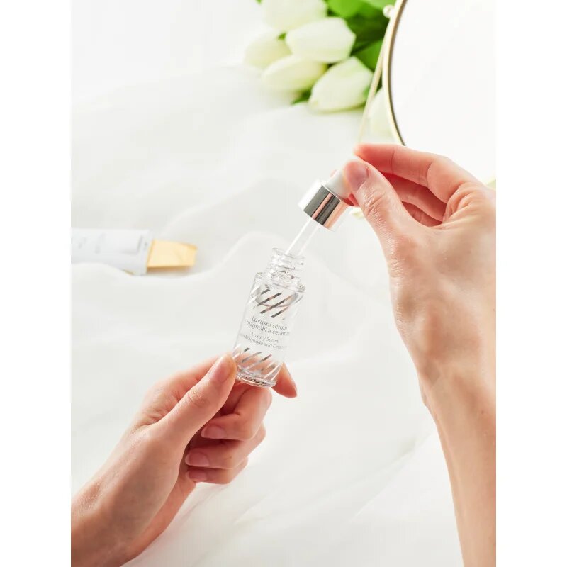 RYOR Luxury Care intenzivni vlažilni serum za dehidrirano kožo 15 ml