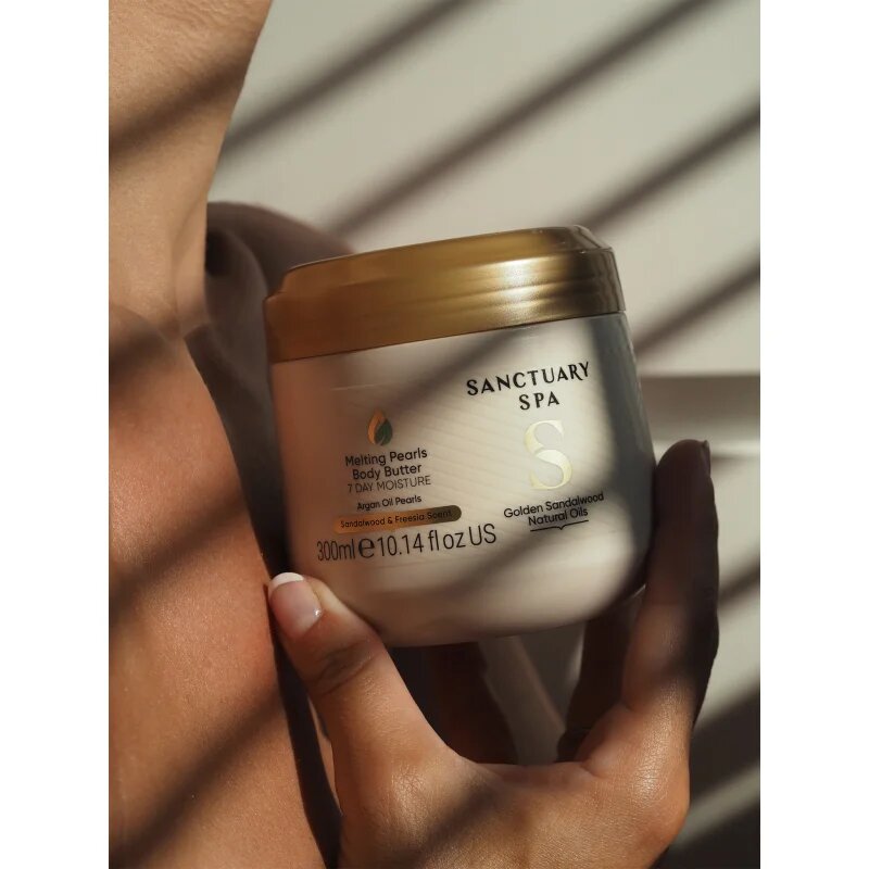 Sanctuary Spa Golden Sandalwood intenzivno vlažilno maslo za telo 300 ml