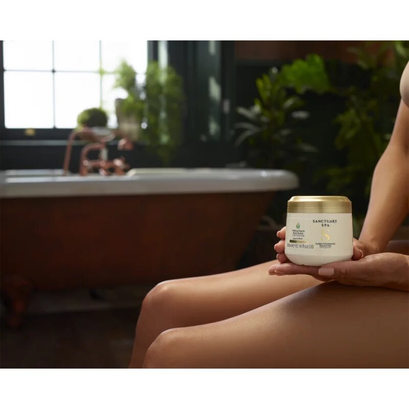 Sanctuary Spa Golden Sandalwood intenzivno vlažilno maslo za telo 300 ml