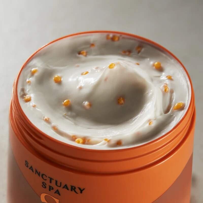 Sanctuary Spa Signature Natural Oils hranilno maslo za telo z karitejevim maslom 300 ml