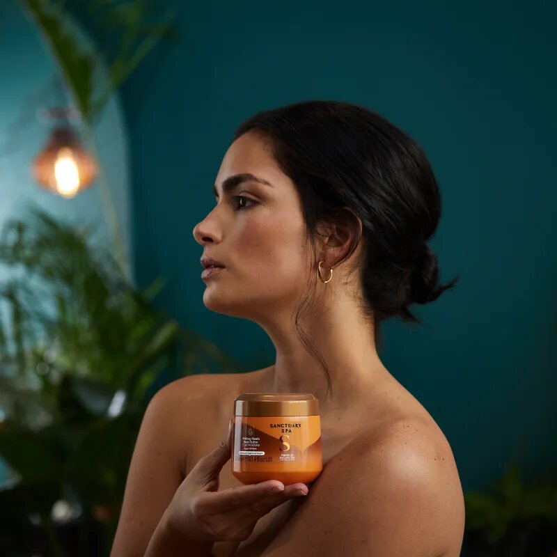 Sanctuary Spa Signature Natural Oils hranilno maslo za telo z karitejevim maslom 300 ml