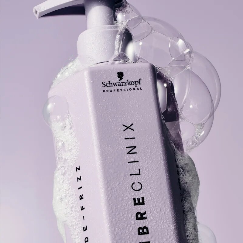Schwarzkopf Professional Fibre Clinix De-Frizz Shampoo gladilni šampon za neobvladljive lase 300 ml