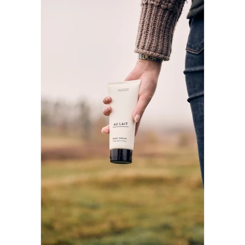 Scottish Fine Soaps Au Lait krema za telo 200 ml