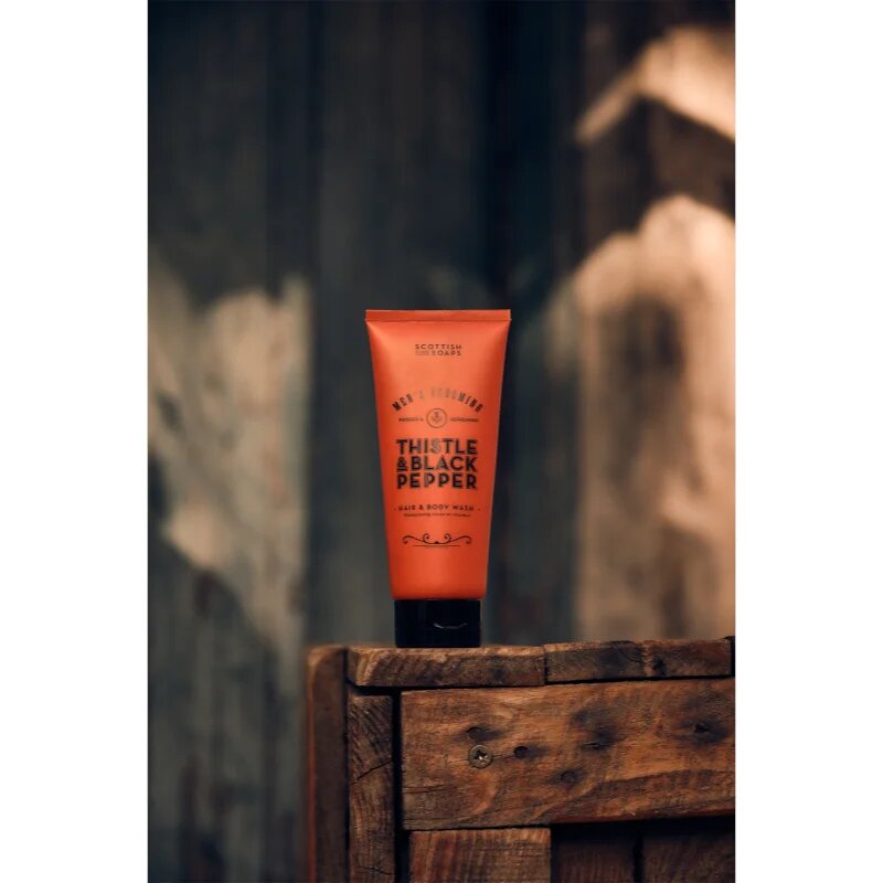 Scottish Fine Soaps Thistle & Black Pepper gel za prhanje za moške 200 ml