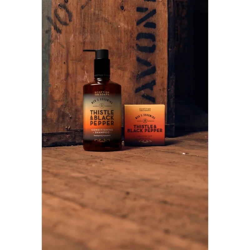 Scottish Fine Soaps Thistle & Black Pepper trdi šampon za moške 100 g