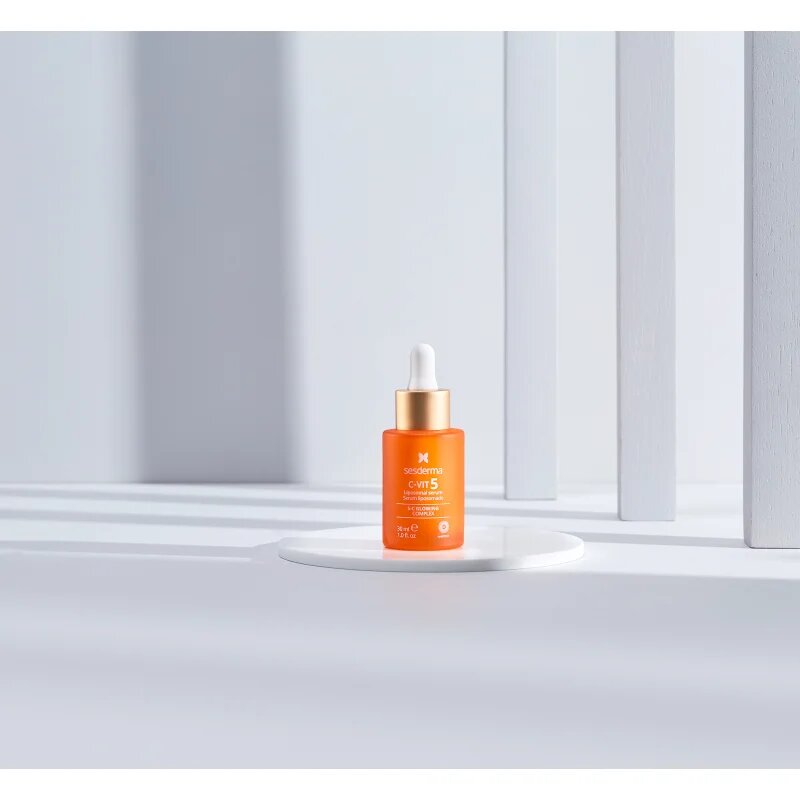 Sesderma C-Vit 5 Liposomal Serum liposomalni serum za osvetlitev kože 30 ml