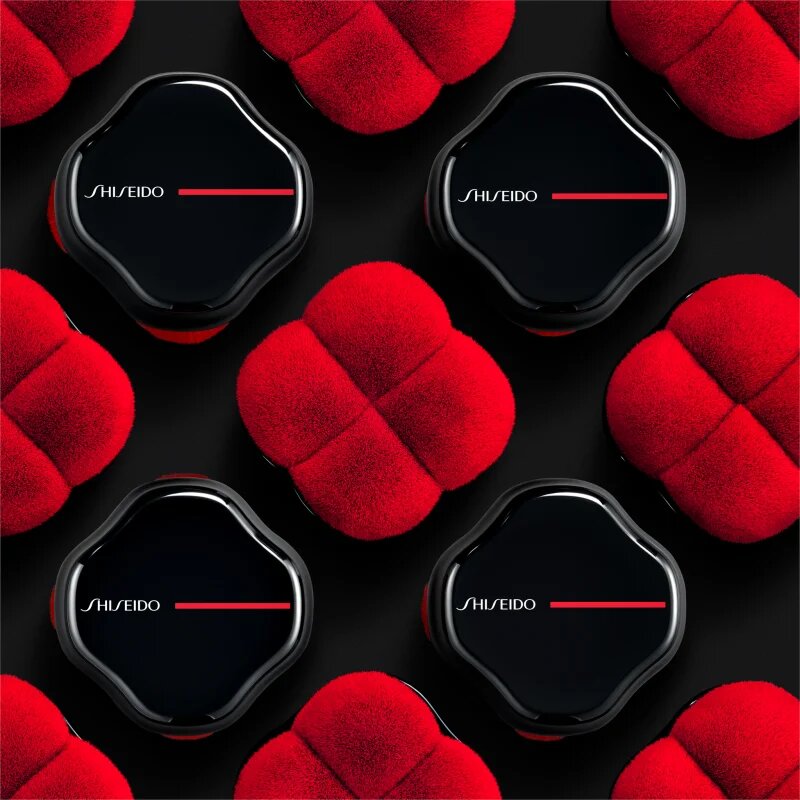 Shiseido HANATSUBAKI HAKE Polishing Face Brush čopič za nanos tekočih in pudrastih izdelkov 1 kos
