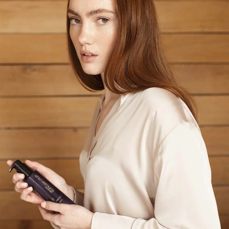 Shu Uemura Essence Absolue nočni serum za lase 150 ml