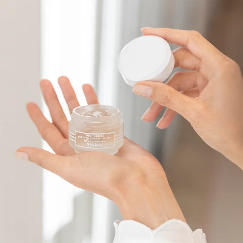 Sisley Baume Efficace vlažilni in mehčalni balzam za konture oči in ustnic 30 ml