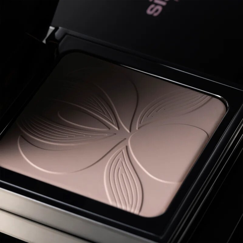 Sisley Blur Expert puder za osvetljevanje z gladilnim učinkom odtenek 0 Light 11 g