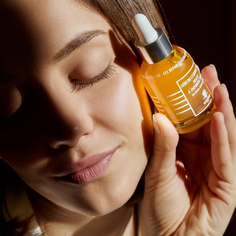 Sisley Corrective Serum for Blemish Prone Skin korekcijski serum proti nepravilnostim na koži 30 ml