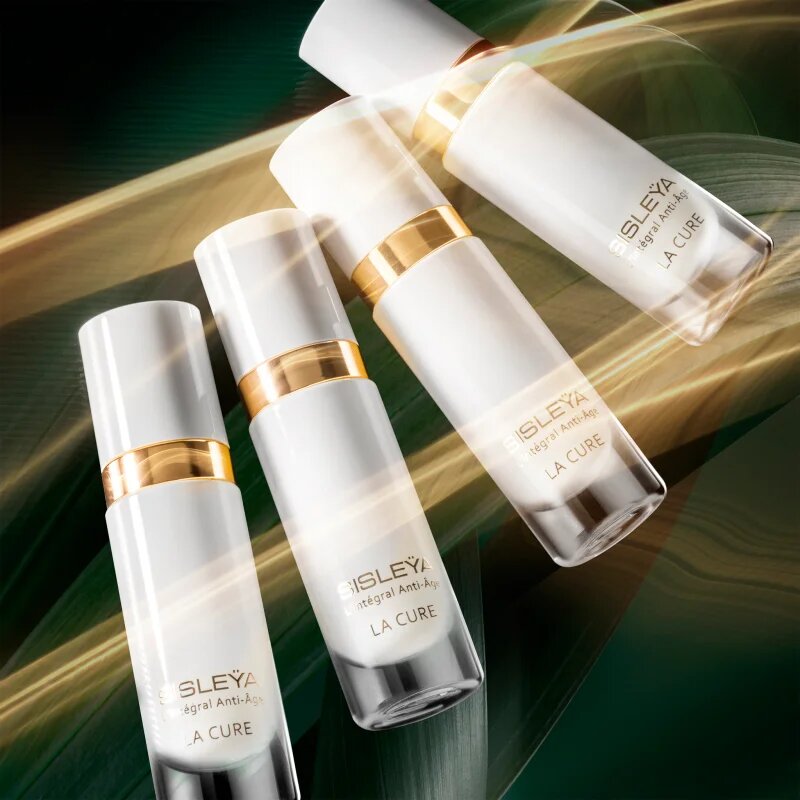 Sisley L'Integral Anti-Age La Cure Set 4-tedenska intenzivna kura za mladosten videz 4x10 ml