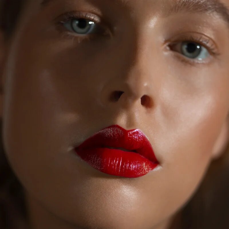 Sisley Phyto Rouge luksuzna negovalna šminka s hialuronsko kislino odtenek 44 Rouge Hollywood 3.4 g