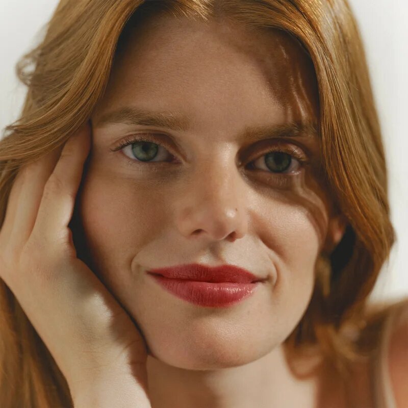 Sisley Phyto Rouge Shine šminka z bleščečim finišem z vlažilnim učinkom odtenek 43 Sheer Scarlet 3 g