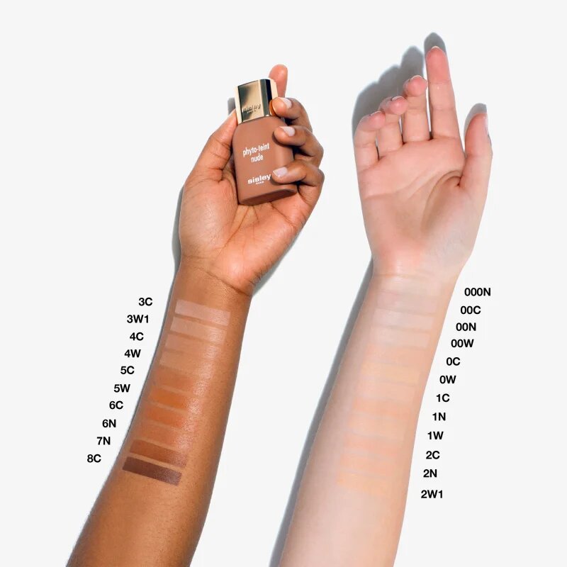 Sisley Phyto-Teint Nude posvetlitveni in vlažilni tekoči puder za naraven videz odtenek 0C Vanilla 30 ml