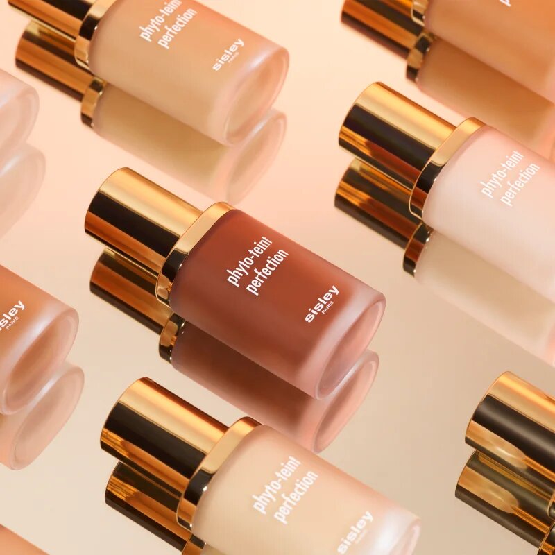 Sisley Phyto-Teint Perfection visoko prekrivni tekoči puder za posvetlitev in zgladitev kože odtenek 3W2 - Hazel 30 ml