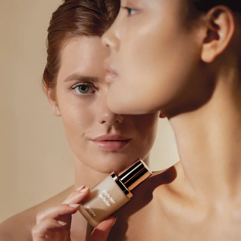 Sisley Phyto-Teint Perfection visoko prekrivni tekoči puder za posvetlitev in zgladitev kože odtenek 3W2 - Hazel 30 ml