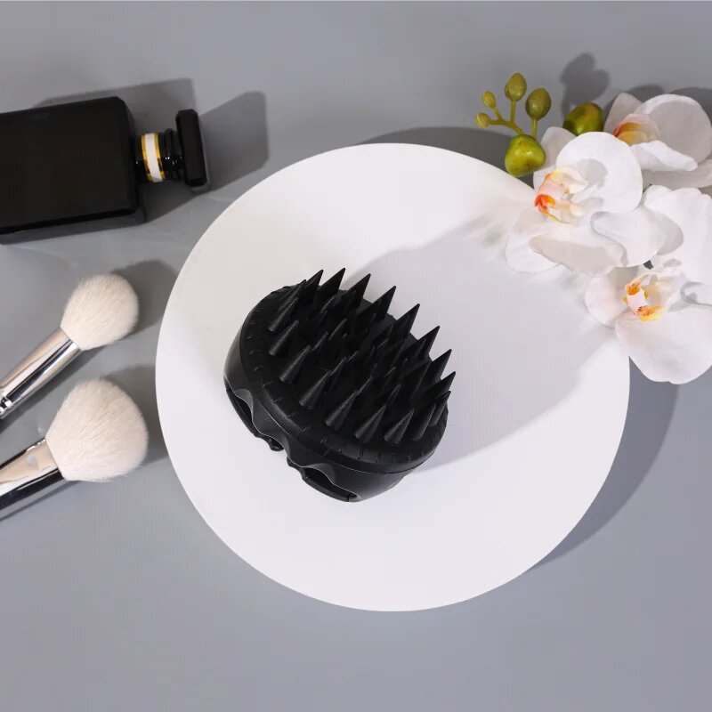 Sister Young Aura Shampoo Brush masažna krtača za lase in lasišče Black 1 kos