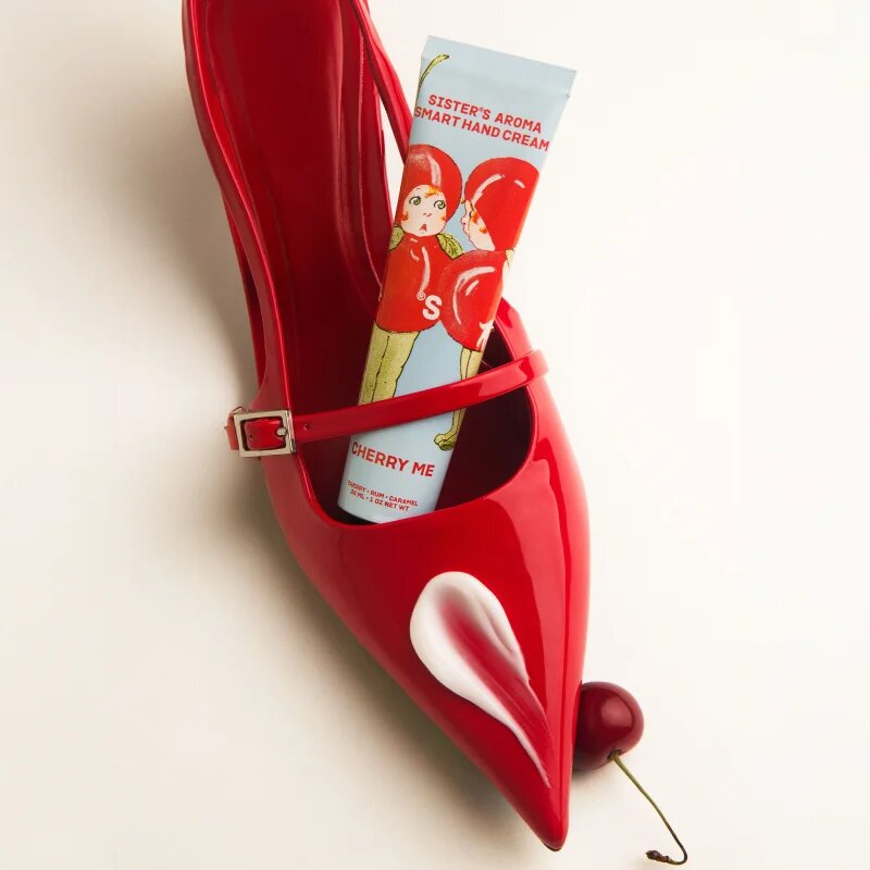 Sister's Aroma Smart Hand Cream Cherry Me negovalna krema za roke za ženske 30 ml