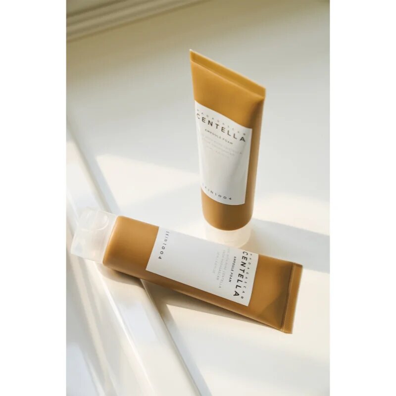 SKIN1004 Madagascar Centella Ampoule Foam kremasta čistilna pena za občutljivo kožo 125 ml