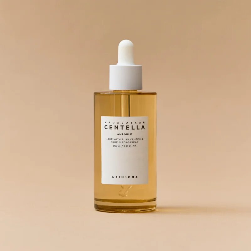 SKIN1004 Madagascar Centella Ampoule vlažilni serum za pomiritev in okrepitev občutljive kože 100 ml
