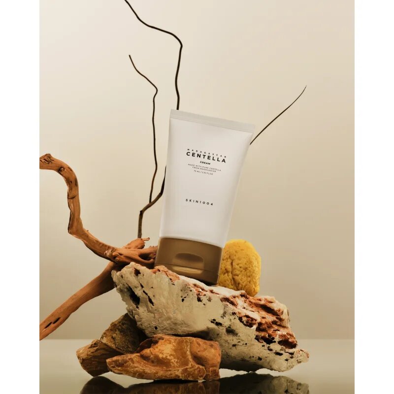 SKIN1004 Madagascar Centella Cream lahka pomirjajoča krema za občutljivo in razdraženo kožo 75 ml