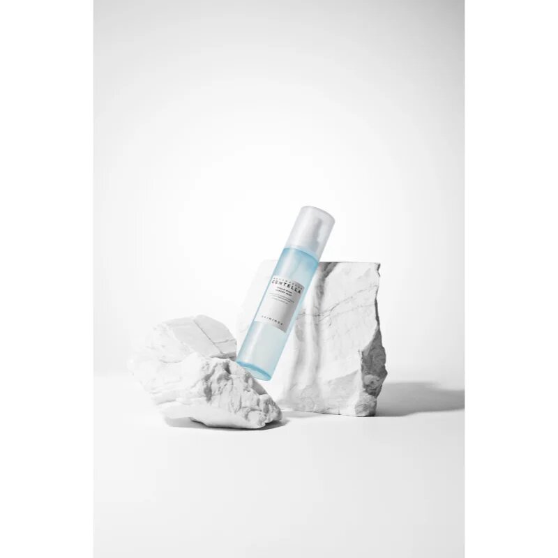 SKIN1004 Madagascar Centella Hyalu-Cica Cloudy Mist vlažilna meglica s pomirjajočim učinkom 120 ml