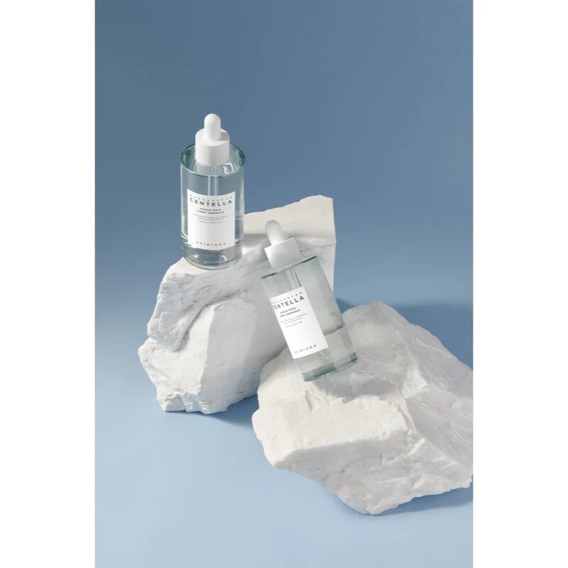 SKIN1004 Madagascar Centella Hyalu-Cica First Ampoule revitalizacijski vlažilni serum 100 ml