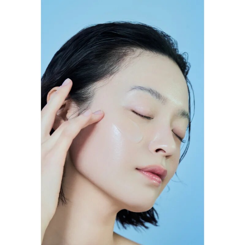 SKIN1004 Madagascar Centella Hyalu-Cica Sleeping Pack izpopolnjevalna in vlažilna maska za čez noč za učvrstitev kože 30 ml