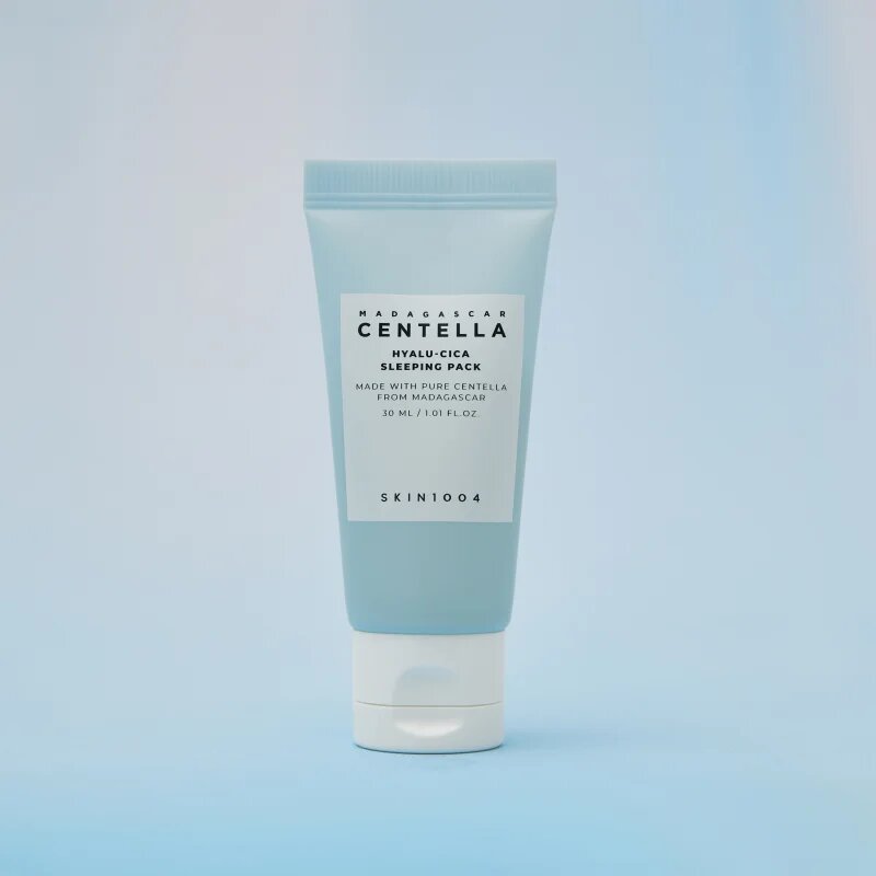 SKIN1004 Madagascar Centella Hyalu-Cica Sleeping Pack izpopolnjevalna in vlažilna maska za čez noč za učvrstitev kože 30 ml