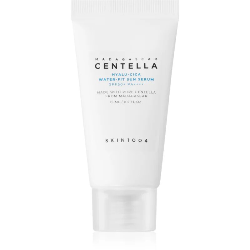 SKIN1004 Madagascar Centella Hyalu-Cica Water-Fit Sun Serum zaščitni serum z vlažilnim učinkom SPF 50+ 15 ml