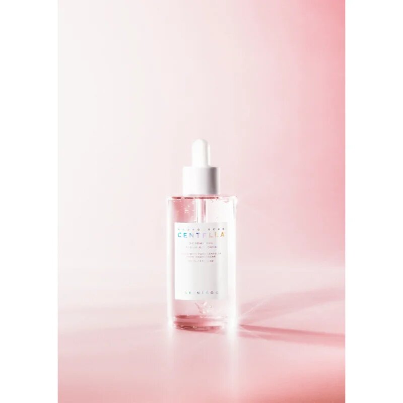 SKIN1004 Madagascar Centella Poremizing Fresh Ampoule razstrupljevalni serum za obraz za glajenje kože in zmanjšanje por 100 ml