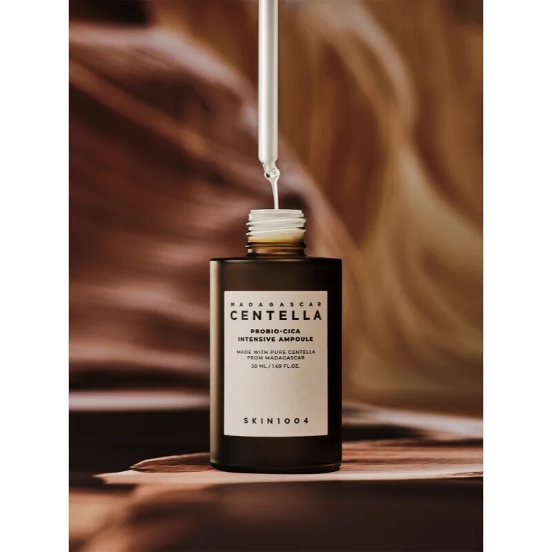 SKIN1004 Madagascar Centella Probio-Cica Intensive Ampoule pomirjajoči serum za obnovo kožne pregrade za obnovo kožne pregrade 50 ml