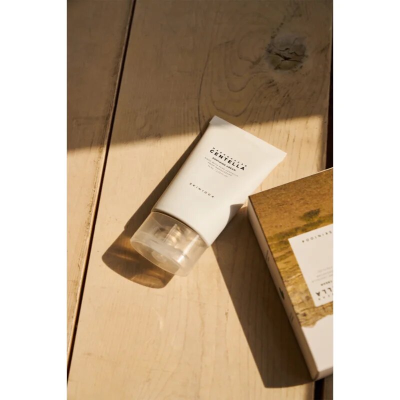 SKIN1004 Madagascar Centella Soothing Cream bogata hranilna in pomirjajoča krema za regeneracijo in obnovo kože obraza 75 ml