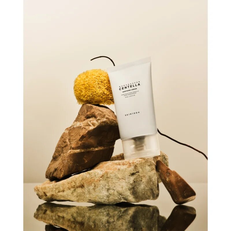 SKIN1004 Madagascar Centella Soothing Cream bogata hranilna in pomirjajoča krema za regeneracijo in obnovo kože obraza 75 ml