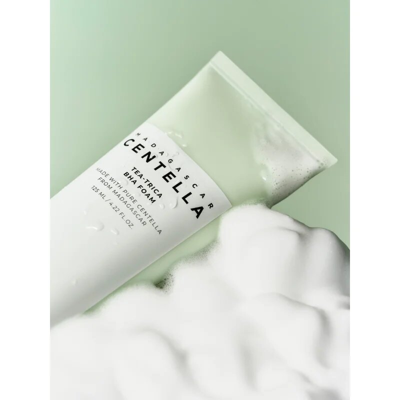 SKIN1004 Madagascar Centella Tea-Trica BHA Foam globinsko čistilna pena za problematično kožo akne 125 ml