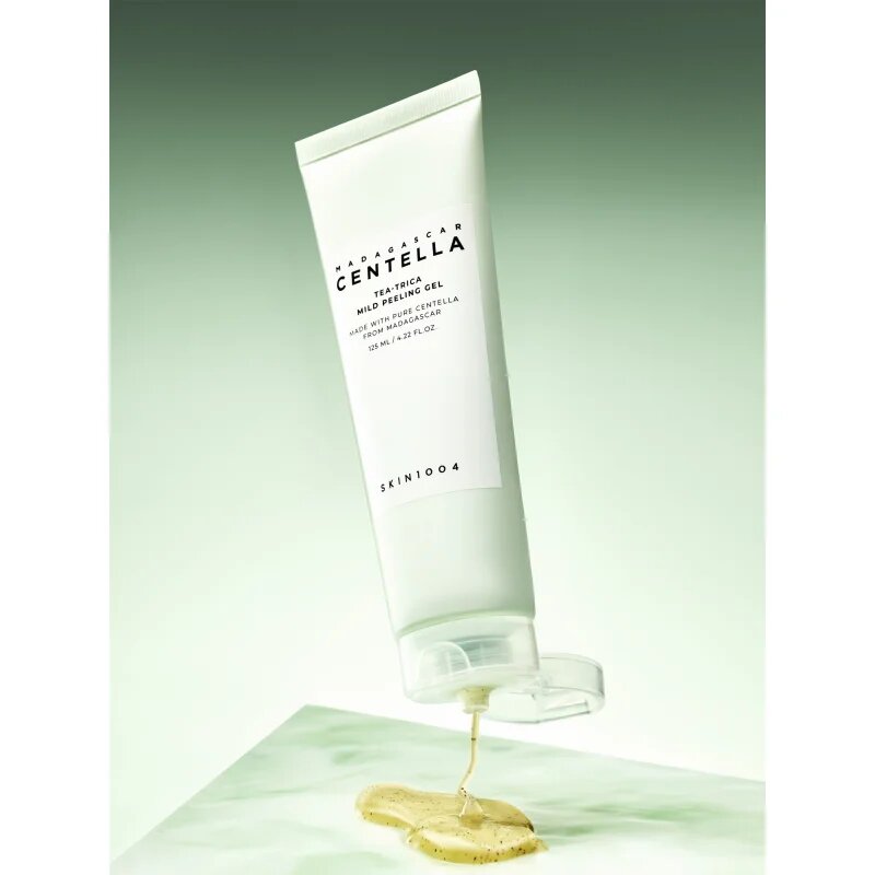 SKIN1004 Madagascar Centella Tea-Trica Mild Peeling Gel piling gel s pomirjajočim učinkom 125 ml
