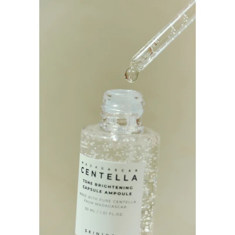 SKIN1004 Madagascar Centella Tone Brightening Capsule Ampoule vlažilni serum za posvetlitev in zgladitev kože 30 ml