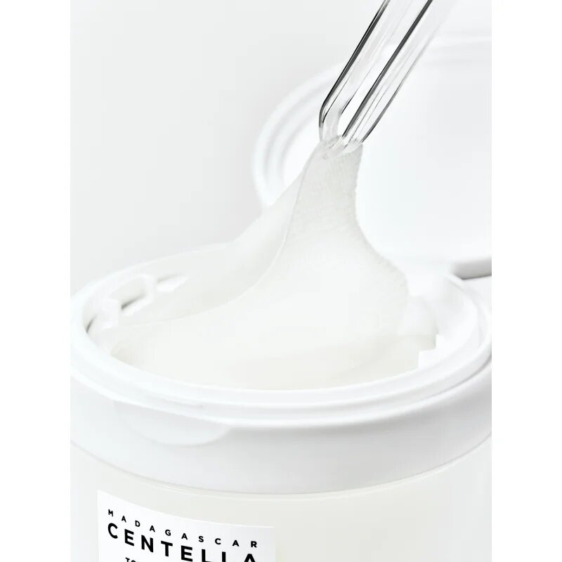 SKIN1004 Madagascar Centella Tone Brightening Dark Spot Ampoule Pad tonizirajoče blazinice proti temnim madežem 60 kos