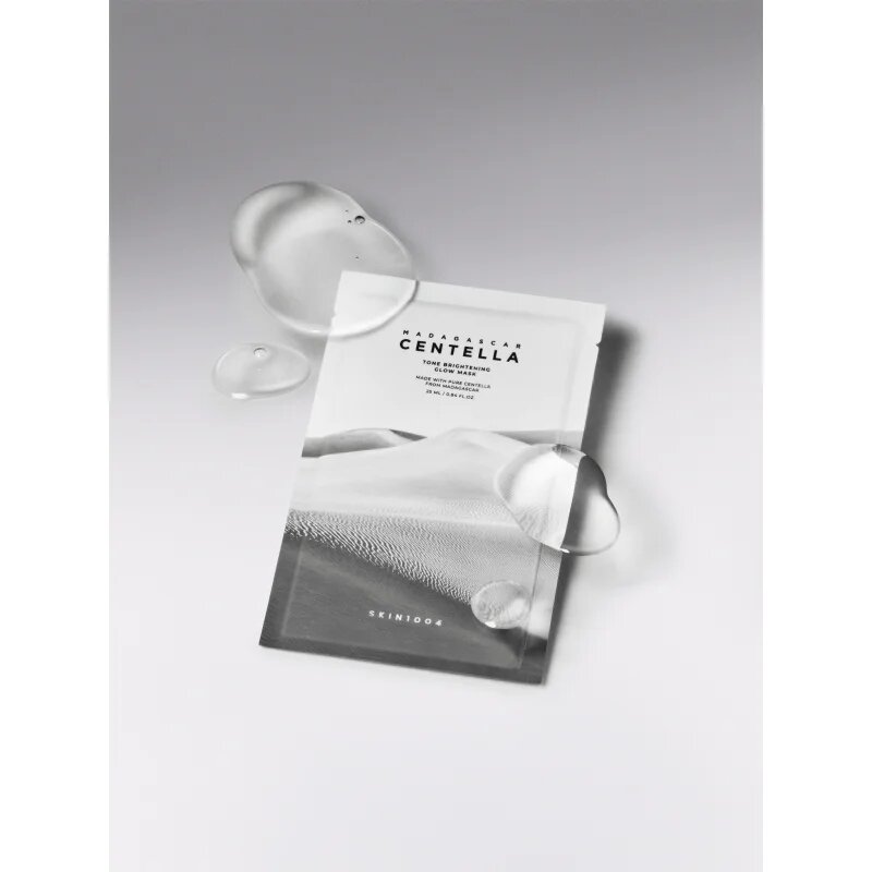 SKIN1004 Madagascar Centella Tone Brightening Glow Mask revitalizacijska maska iz platna s pomirjajočim učinkom 25 ml
